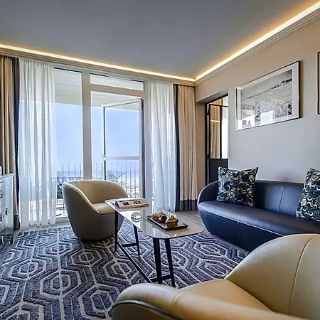 La Grande Terrasse & La Rochelle - Mgallery Collection 4*